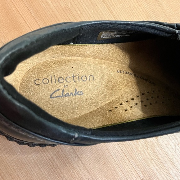 EUC Clarks Women's Caroline Pearl Slip-On Flats Loafer Black Leather Size 8.5M - Picture 7 of 8